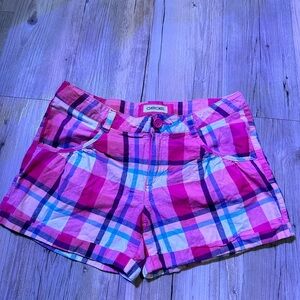 Girls plaid pink shorts